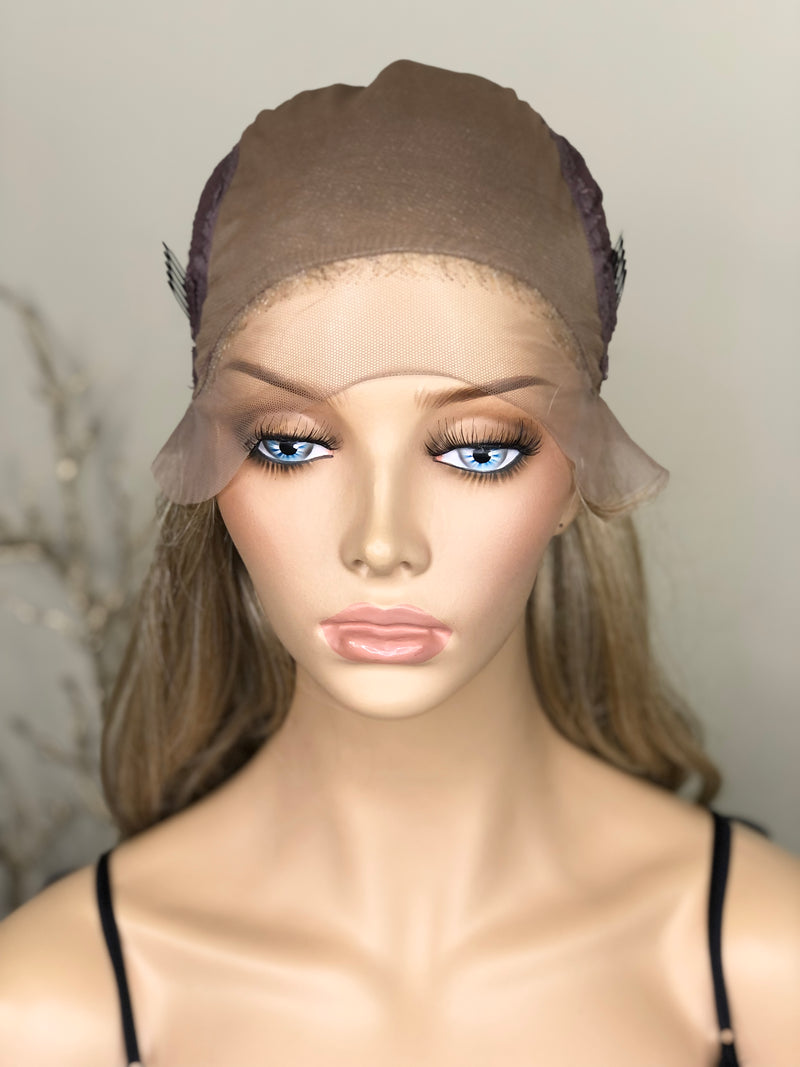 Sue-Lynn Blonde