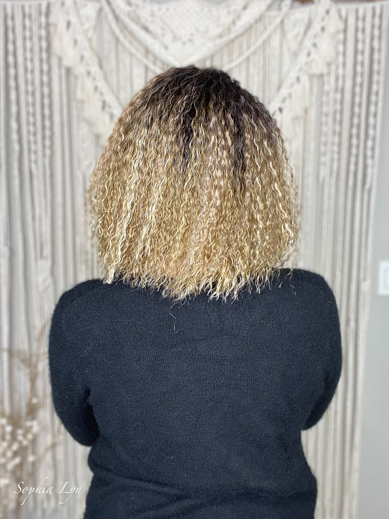 Lee Blonde