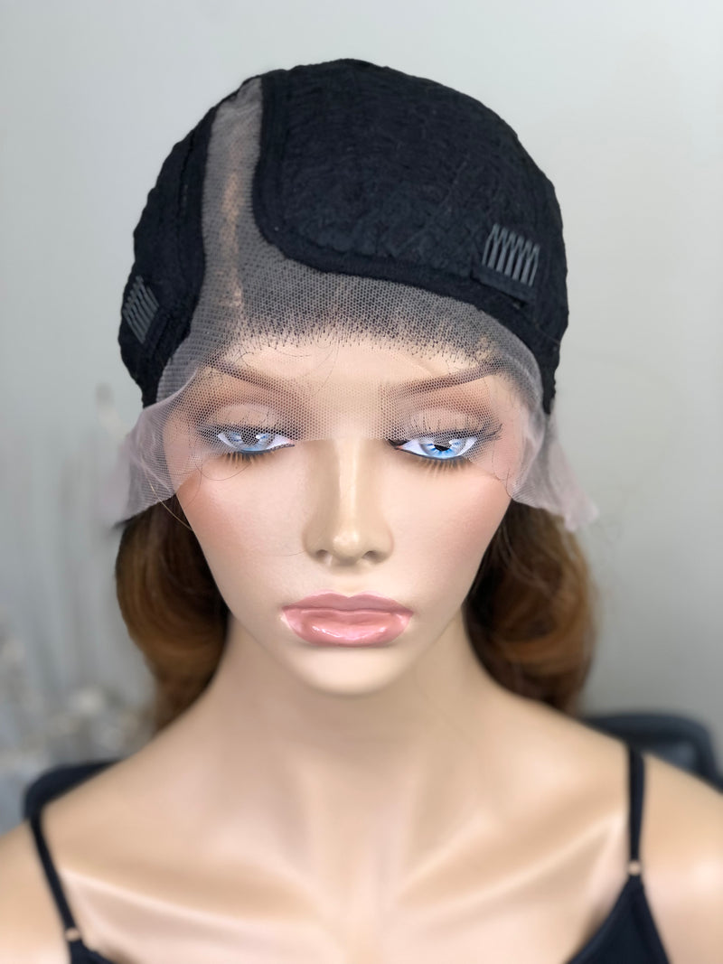 Hildie Brunette