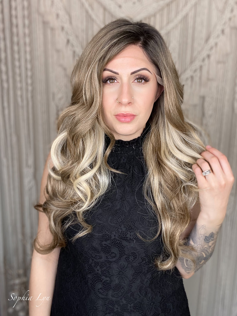Elysia Ash