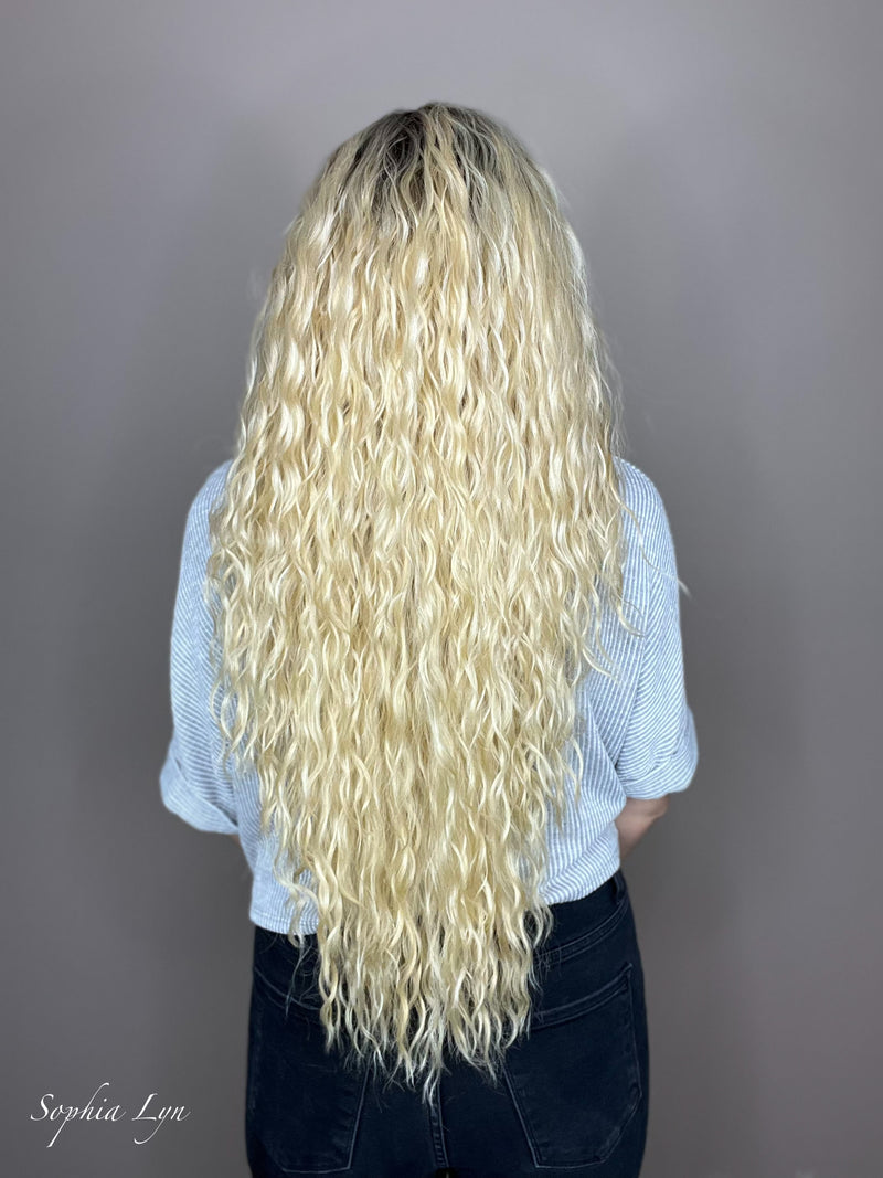 Cynthia Blonde