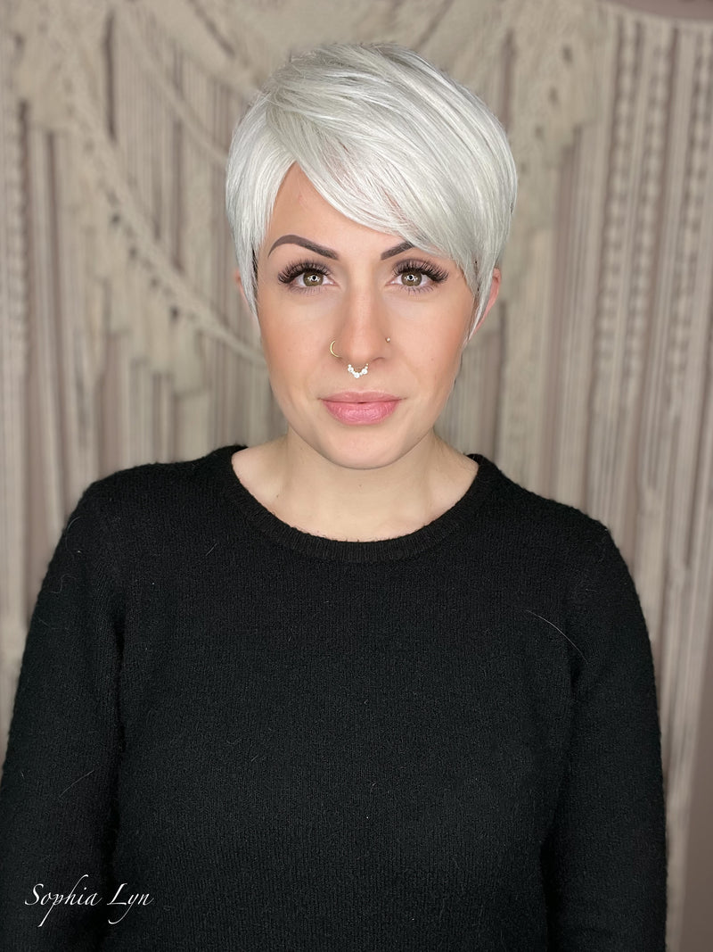 Kayla Platinum